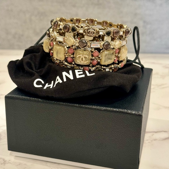 Chanel Pre-Fall 2012 “Paris-Bombay” Gripoix Bangles - Picture 5 of 6
